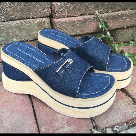 SOLD Chunky y2k denim platforms - Picture 1 of 7
